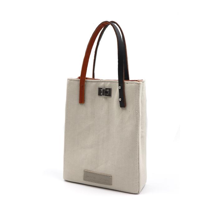 LE MINI SAC RECTANGULAIRE DE FACE