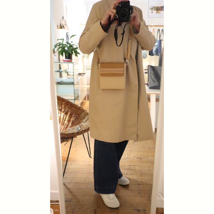 The Little Apricot Square, delicate texture