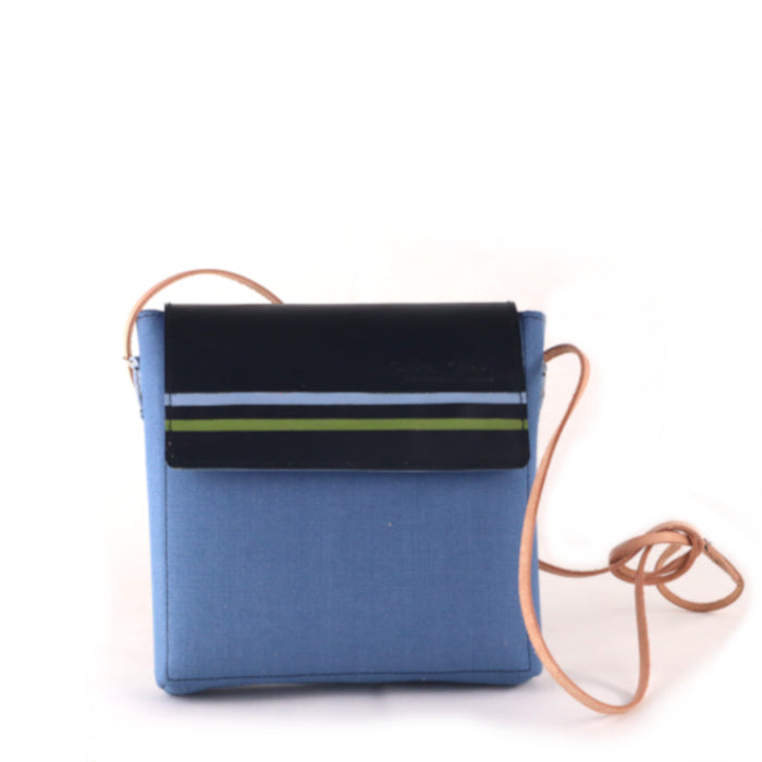 Le P'tit Carré bleu roy vue de face