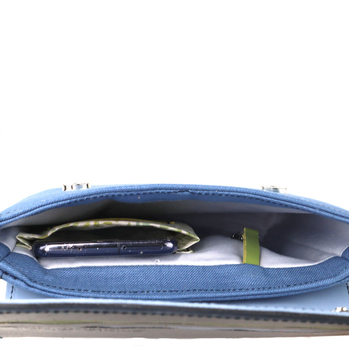 L'intérieur du P'tit Carré Bleu Roy