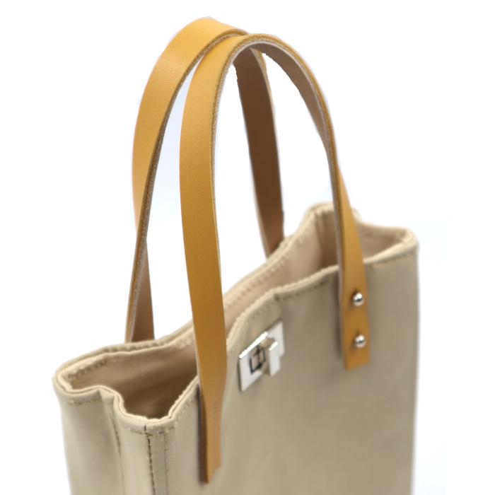 PETIT SAC A MAIN DETAIL DESSUS