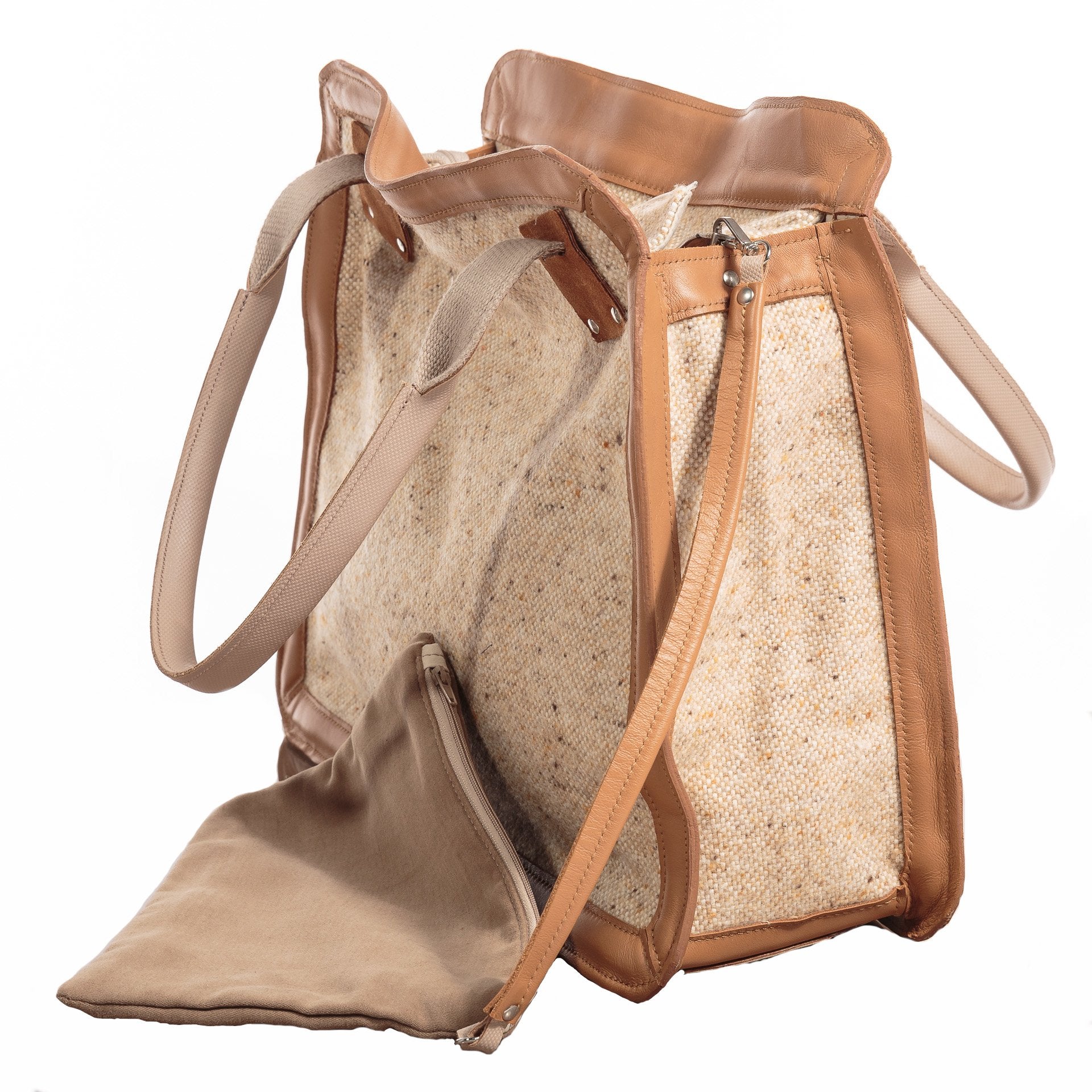 Grand cabas en tweed clair profil